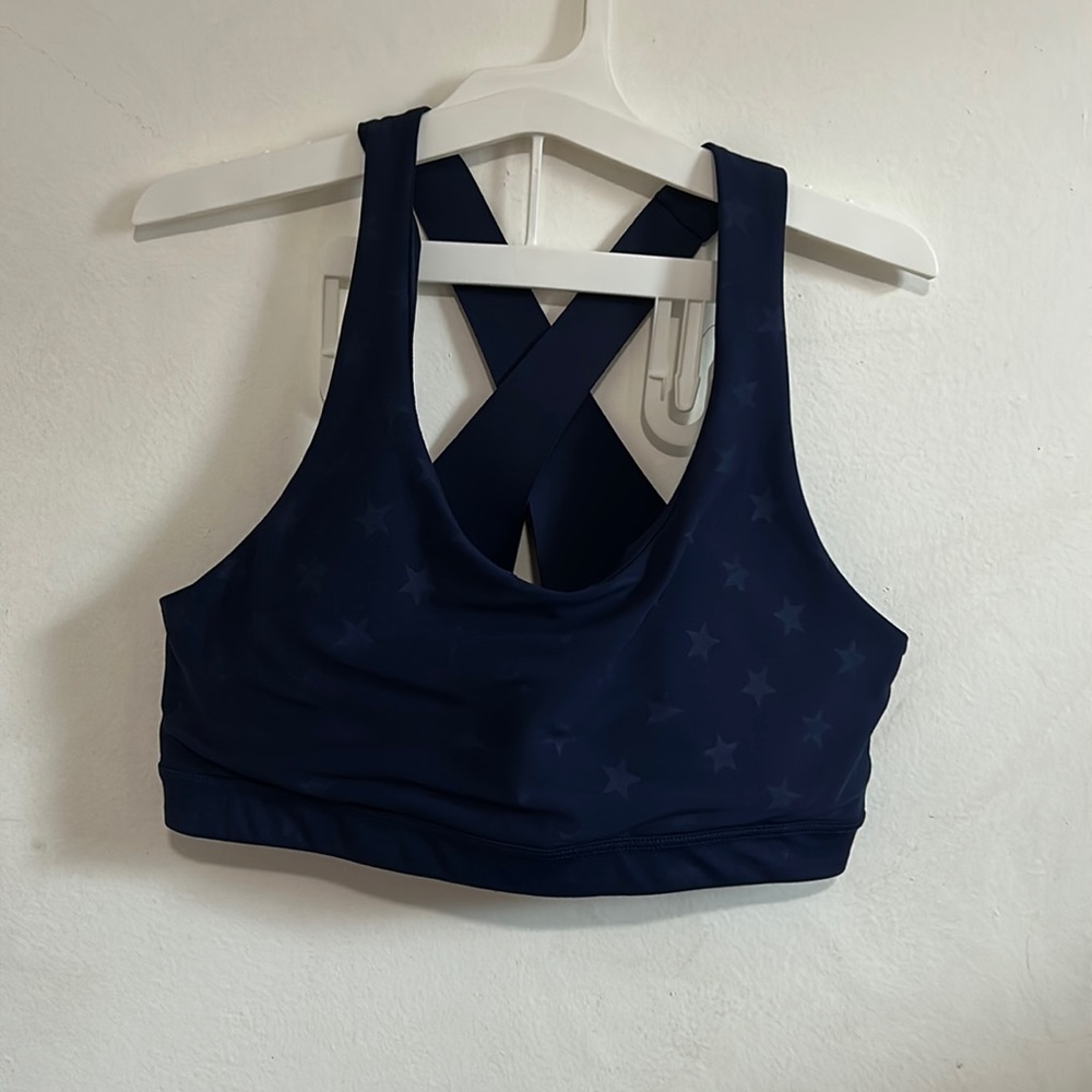 Old Navy woman’s Sports Bra size Large